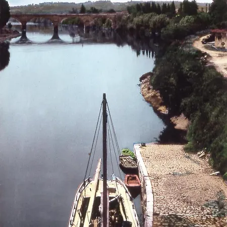 Perigord Escapades 아파트 Pineuilh